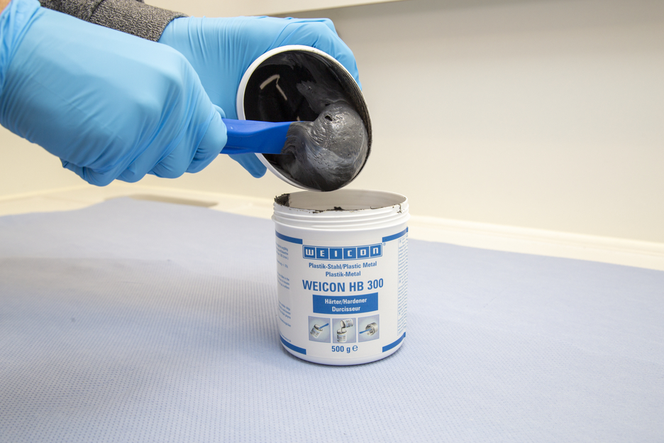 WEICON HB 300 | high-temperature-resistant epoxy resin system for repairs and moulding