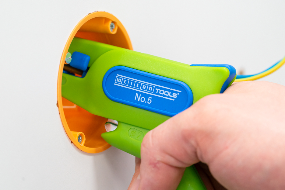 Wire Stripper No. 5 Green Line | Stripping tools made from up to 97% renewable raw materials I for all common stranded and solid conductors, working range 0,2 - 6,0 mm²
