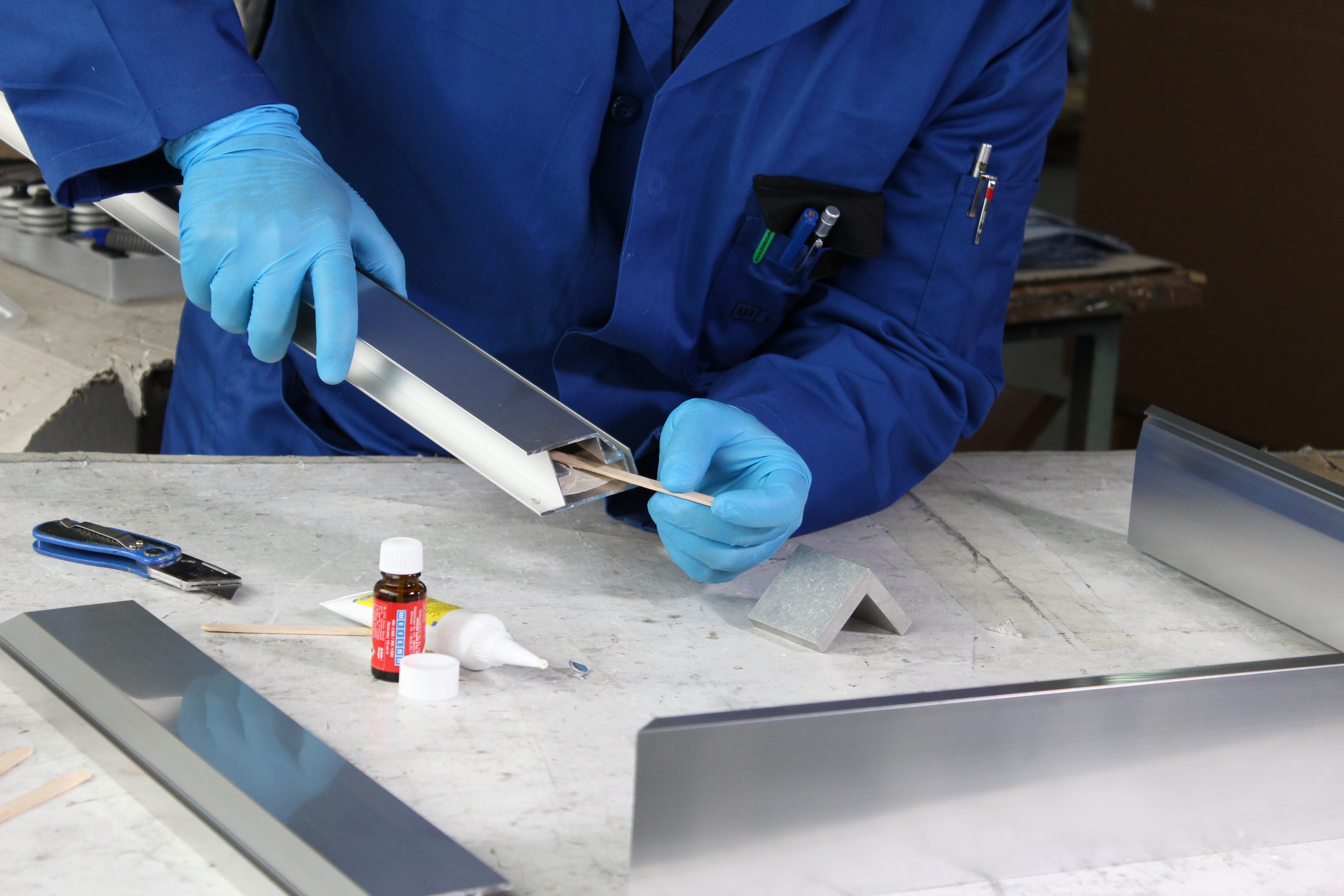 Aluminium Minute Adhesive | liquid metal epoxy adhesive