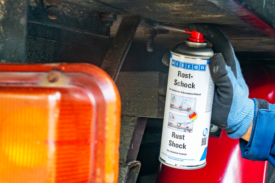 Rust Shock | chemical wrench for loosening screw connections